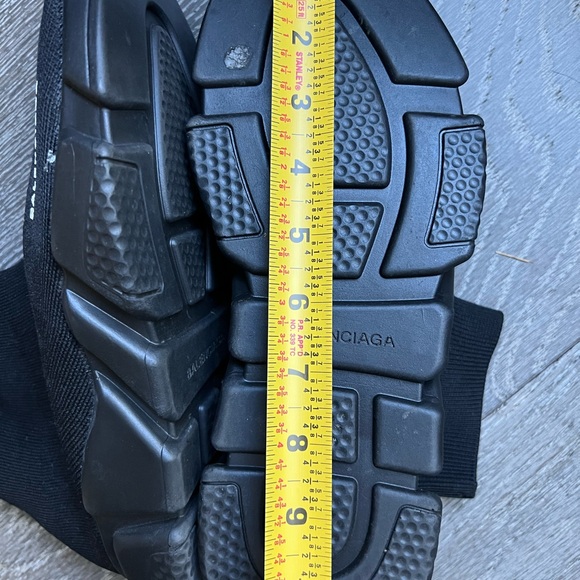 New Balenciaga high top sneakers - Picture 9 of 9